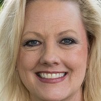 Sara Amundson Naakt