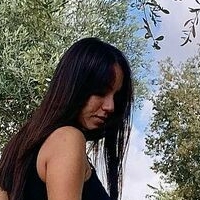 Sara Avni Naakt