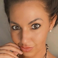 Sara Bigham Souhanki Naakt