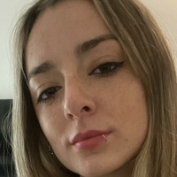 Sara Core Naakt
