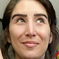 Sara Hugg Naakt