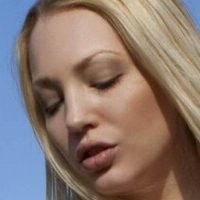 Sara Liz Naakt