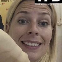 Sara Pascoe Naakt