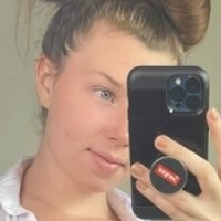 Sara Riley Naakt