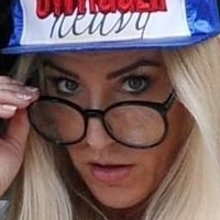 Sarah Giggle Naakt