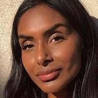 Sarah Mak Naakt