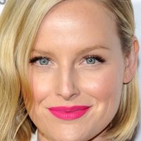 Sarah Smyth Naakt