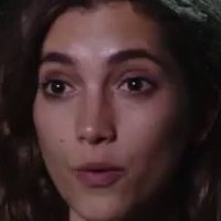 Sarah-Sofie Boussnina Naakt