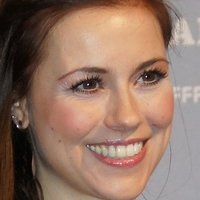 Sarah Tkotsch Naakt
