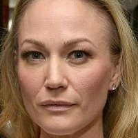 Sarah Wynter Naakt