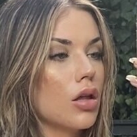 saramascara Naakt