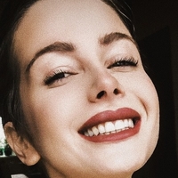 Sasha Shenderey Naakt