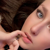 Savanah Roses Naakt