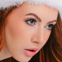 Scarlett Howard Naakt