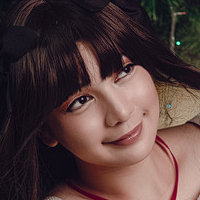 Senpai Alice Naakt