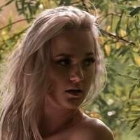 Sensual.Lauri Naakt