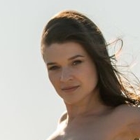 Serena J Naakt
