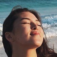 Shanti Tan Naakt