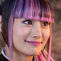 Shioli Kutsuna Naakt