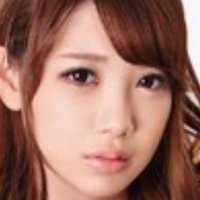 Shion Utsunomiya Naakt