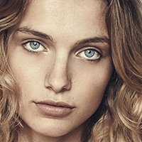 Silk Motyl Naakt