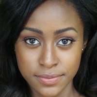 Simona Brown Naakt