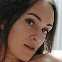 Sky Bruni Naakt