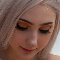 Skyla Vox Naakt