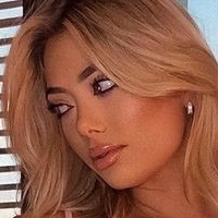 Skylar Tisdale Naakt