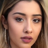 Slim Thick Latina - Nakedwitchh Naakt