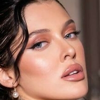 Sofia Gonet Naakt