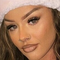 Sophie River Naakt