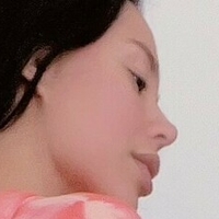 soygigirydes Naakt