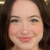 Stella Gregg Naakt