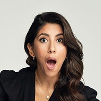 Stephanie Beatriz Naakt