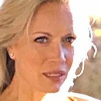 Stephanie Vogt Naakt