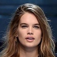 Stormi Henley Naakt