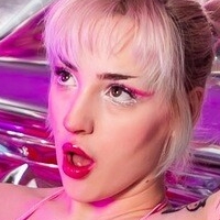 Strawbunnyx0x0 Naakt