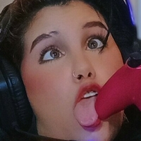 sucubo_69 Naakt