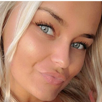 Sunbirae Crystal Hager Naakt