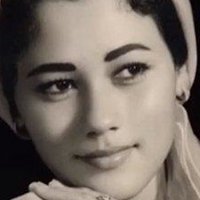 Suzzanna Naakt