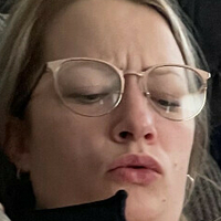 Sweet-n-thick Naakt