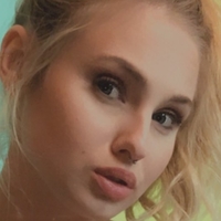 Tabby Ridiman Naakt