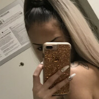 talynaxo Naakt
