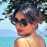Tangia Zaman Methila Naakt