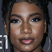 Taylor Rooks Naakt