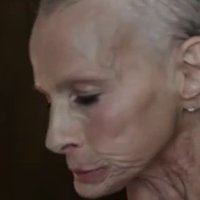 Terri Hall Naakt