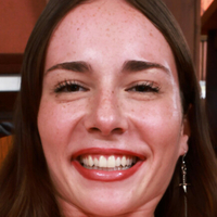 Tess Thompson Naakt