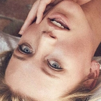 Tiffany Van Roest Naakt