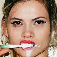 Tina Dubrosky Naakt